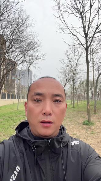 我是一个79年的,希望通过我这个视频,让更多离婚的、丧偶的、未婚的、兄弟姐妹们在2026年,遇到合适的另一面,不求大家的回报。#2026 #单身 #兄弟姐妹 #脱单