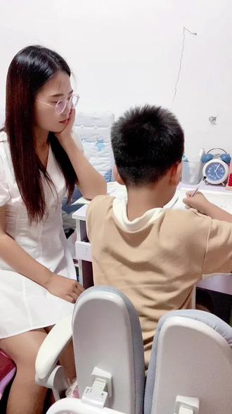 闯关式口算练习,孩子主动学习,竖式计算、单位换算全搞定,打印出来练习不费眼睛#作业帮 #辅导作业