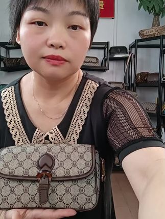 斜挎小包,高级女式包包,轻巧百搭洋气