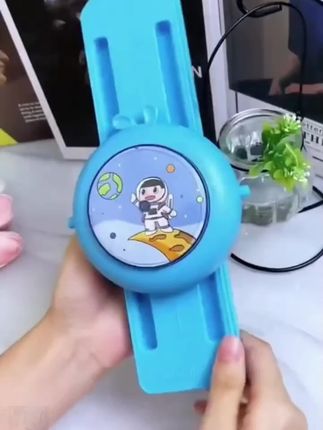 摸高神器儿童跳高拍拍乐智能语音计数器青少年增高跳跃弹跳训练器。