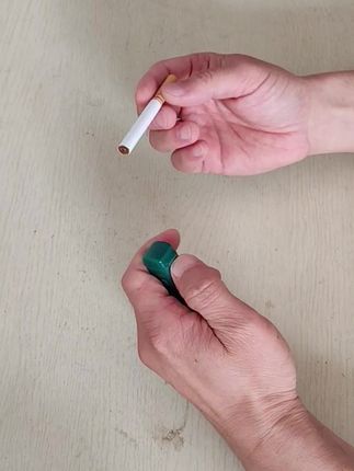 肺易清烟沾粉 吸前沾一沾 留香不留伤 清清凉凉#请尽早戒烟