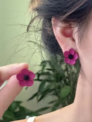 #花朵耳饰 #饰品分享 #耳钉 #耳饰