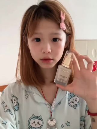 优想持妆空气粉底液,防水防汗不脱妆,遮瑕又扒脸!拍一发五!性价比这么高的粉底液我看谁还没用上!#优想粉底液 #好物推荐 #甜系女孩 #甜妹风 #可爱甜妹
