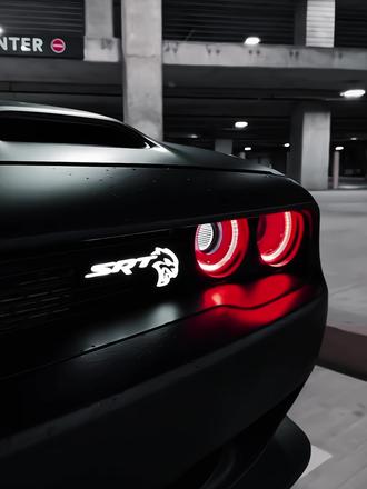 “艾特谁就让谁给你买” #道奇地狱猫 #道奇挑战者