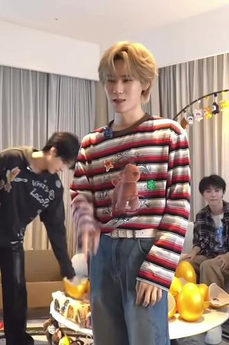 张真源的抖全是going#张真源 #张真源钓系之神 #cha#新年快乐