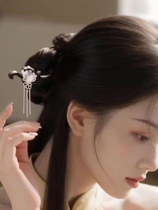 古风莲花黑木发簪,中式步摇流苏盘发簪子,日常简约高级感发钗配饰 #发簪 #发簪盘发 #簪子 #簪子挽发 #簪子盘发