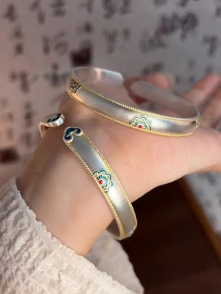 “传统中式纹样|宝相花,大气 富贵 典雅的盛世之花”【宝吉相手镯】#新中式国风高级感 #美出高级感 #银手镯