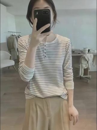 纯棉条纹t恤女春秋新款简约显瘦韩版圆领时尚基础款打底减龄上衣#条纹t恤 #减龄上衣 #时尚穿搭