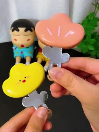 这个花朵开瓶器太好用了,能开各种瓶盖,再也不怕划伤手了,平时还可以当冰箱贴,好看又实用。#开瓶神器 #开瓶器#口服液开瓶器#开瓶器冰箱贴#啤酒起子 #好物推荐🔥