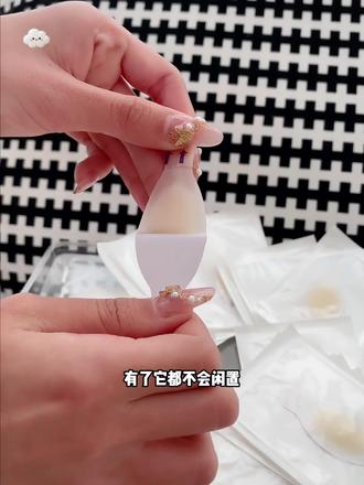 夏天的单鞋 高跟鞋 磨脚不舒服的,你就囤几个#防磨贴 哪里磨脚贴哪里,舒服还隐形#后跟贴 #好穿不累脚 #脚宽脚胖都可以 #磨脚贴