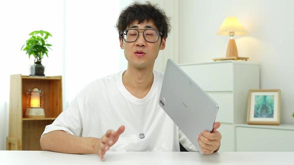 轻薄机身+旗舰性能,iQOO Pad6 Pro 上手体验#iQOOPad6Pro#iQOO #平板电脑
