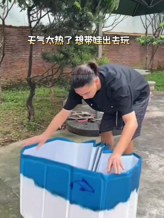#上热门 #来啦来啦 热门小助手#充气儿童游泳池 #孩子的快乐时光 #清凉一夏