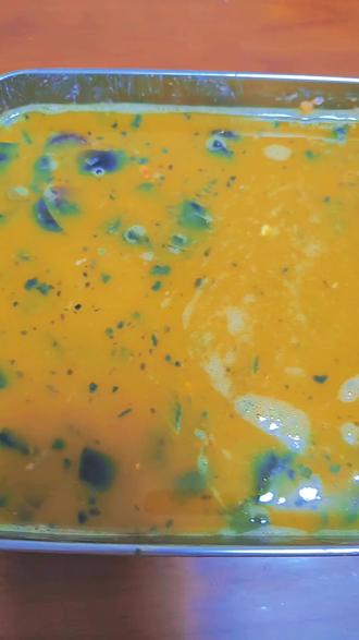 #动手自己做美食 #晒晒我的厨艺 有人问怎么做松花蛋肠,其实特别简单就是准备好松花蛋肠,鸡蛋,少量碱水就可以#过年氛围提前搞起来了 #年夜饭菜单提前曝光了