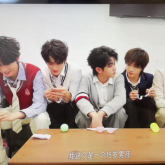 zzm你也是一本摊开的书,我已笑晕