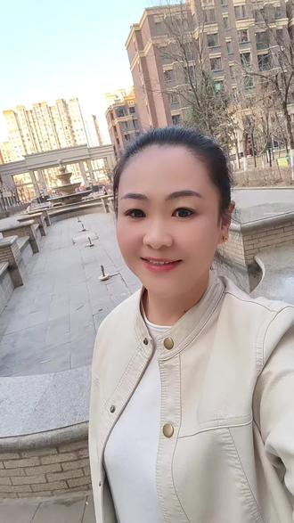 滦阳府三室双卫看房中