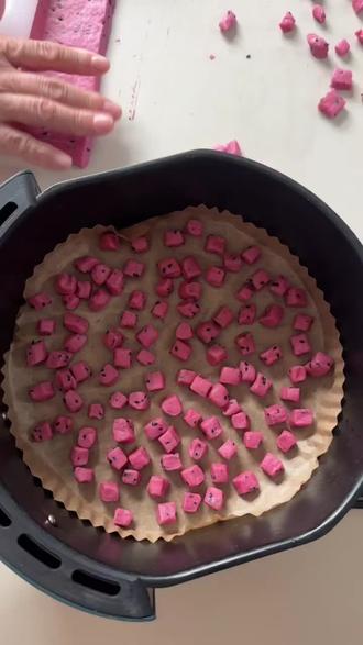 二月二炒棋子豆 火龙果的#二月二 #棋子豆 #纯手工制作美食 #晒出我亲手做的美食 #手工美食