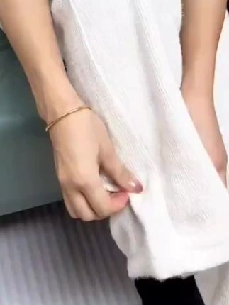 别等到你的膝盖受伤了才开始关注,爱运动的朋友早就用上了这款艾草绑带护膝!#膝盖保暖神器#冬天不怕冷#护膝#艾草绑带护膝#运动朋友必备