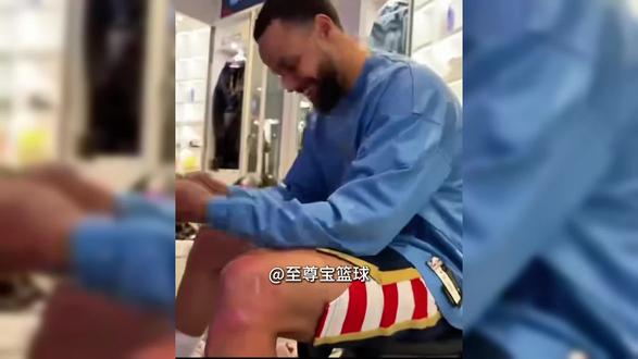 库里全明星穿克莱球鞋!克莱汤普森安踏终身合约!勇士水花兄弟 #当詹姆斯退役你会哭吗 #库里 #克莱汤普森 #勇士 #水花兄弟 @DOU+小助手