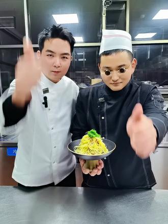 #家常美食 #家常菜 #美食视频 #美食 #创意冷菜
小小家常菜,地道西北味!