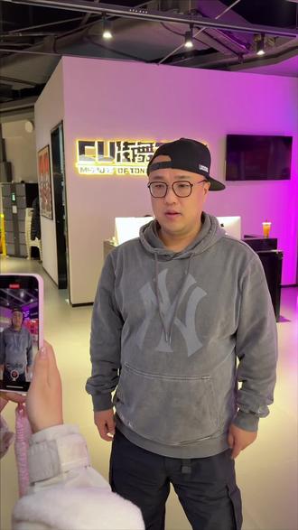 K-POP随机舞蹈专场❤️🔥
📅 2月14日 18:00
📍 铜陵雨润中央商场中庭
🎵K-POP路演➕随舞
#情人节特别企划#随机舞蹈 #CU街舞工作室 #kpop