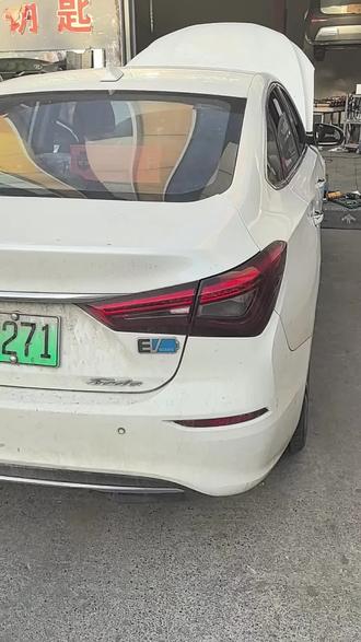 长安逸动EV 压缩机及慢充故障 高压控制器损坏 空调不制冷,慢充无法正常充电#新能源汽车维修 #比亚迪新能源车辆 #家用轿车推荐