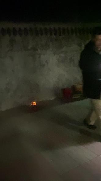 我去,难道只有我这么晚放吗?#烟花#天女散花#加特林#新年#爆炸!