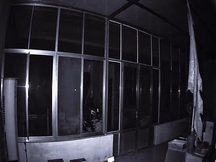 “湷呵,其若浊”。湷,有两个读音。读hún时,通“浑”;读zhuāng时,义深水中的树桩。这里二义兼备,浑浊的深水绕桩环转流通的核心已经开始明确表达呈现。也就是说椭圆守中螺旋振动表达的本位之“中”已然形成,但是整体天下生态尚未开始分明。浊,会意兼形声。从水从蜀,蜀亦声。“蜀”指带孔眼的网,“水”指包含泥沙石块的水。合起来表示用网隔离筛除水中大的泥沙石块,但小的泥沙还在水中。本义含有细小泥沙的水,与“清”义相对。“湷呵,其若浊”是说“善为士者”的生命天下生态像深水绕桩那样环转流通,虽然依然浑浊,但大的石块泥沙已经祛除,生命天下生态系统的本位之“中”也开始明确形成。也就是生命自性的自秩序机能弗正的天下生态已呈现整体系统相。
至此,生命自我的弄辱已经被极度弱化,生命自性的弗居得以凸显,整体系统完备的生命天下生态已经呈现,生命天下生态中尚残存细小的有物没能合化祛除为无物,但是生命自性的自秩序机能的作用已经凸显出来了。只要进一步澄清生命天下生态,生命天下生态就会彻底和谐圆融而“(zhuānɡ)呵,其若浴”。
“呵,其若浴”这句话是对“與呵,其若冬涉水;犹呵,其若畏四邻;严呵,其若客。涣呵,其若淩泽;沌呵,其若楃;湷呵,其若浊。”所达成生命天下生态成果的递进总结。
zhuang,由“氵”和“莊”构成。氵,指水的整体动态。莊,指通达的大道,引申为主体或主导的存在义,如庄家、坐庄等即指主导意义。“氵”和“莊”合起来表示如水般随顺灵动的生态表达的主体系统机构趋势已然形成。浴,浸透于水中义,引申为浸透、滋养作用的动态相。道学意义是指秩序作用和生态表达的浸透相。“呵,其若浴”是指“善为士者”的生命自性的自秩序机能已经完全浸透于生命天下生态,并且生命自性已经完全具备明确本位结构和机能相。