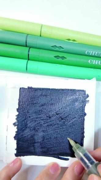 这个四叶草真的太简单了啊,哈哈,稳稳的画#丙烯马克笔 #跟着抖音学画画#零基础绘画 #画画教程