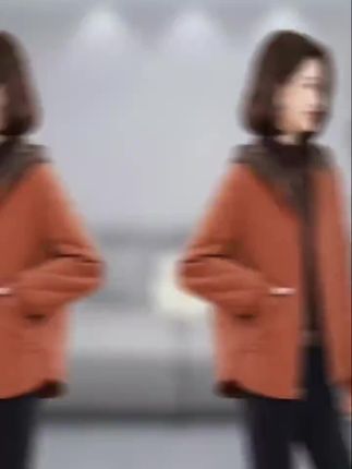 轻薄棉衣外套女2024秋冬新款时尚休闲短款棉服中年妈妈夹克女上衣#轻薄棉衣外套#新款时尚女装 #休闲白搭外套 #中年妈妈夹克外套 #宽松休闲白搭