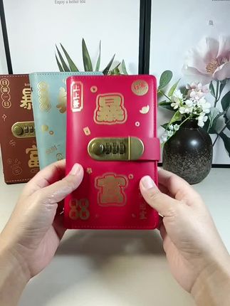 我存的是钱吗?存的是保障,存的是安全感,有存款才是我们普通最大的底气!快来和我们一起存钱打卡吧#一起存钱 #存钱本