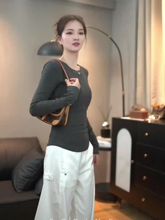 姐妹们准备好了吗,秋装开始啦! #秋季穿搭 #高级感穿搭 #韩系穿搭