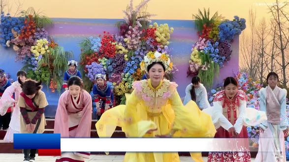 汶上打造的莲华湖湿地景区春节活动,2月10日正式开启,现放出了第一波早鸟票,快囤#汶上县 #汶上 #莲花湖湿地公园 #春节去哪玩 #汶上同城