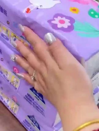 厕所收纳神器!维达 4 层加厚棉韧抽纸,悬挂设计省空间,大包容量超耐用,擦手擦桌不掉屑~# 维达悬挂抽纸 #4 层加厚纸巾 #家用卫生纸