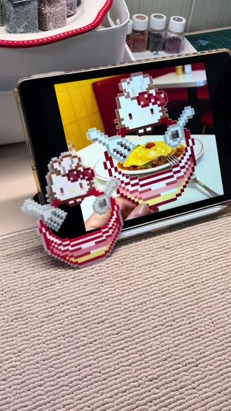 拼豆日记5|KT打卡框👩🍳
图源🍠:过家家
#拼豆 #手作diy #沉浸式拼豆 #hellokitty #像素画