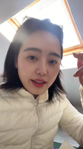 只学每天用的单词跟句子 看见什么说什么,只学有用的,不是句子也可以说,一个一个单词蹦,慢慢就可以说完整的话。 #实操干货分享 #家庭英语学习 #英语早教 #英语口语