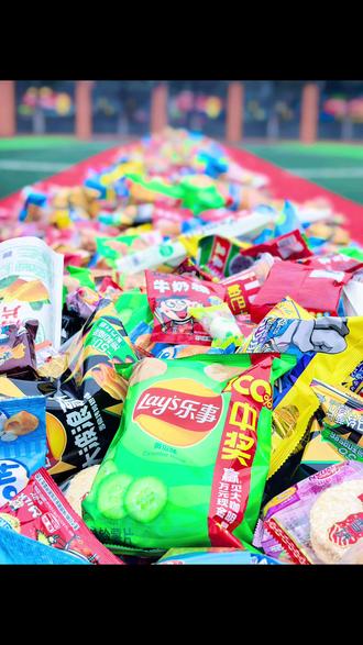 我们拼尽全力 给孩儿们送去快乐🤪😍😍😍#抢零食大作战 #集体游戏 #集体活动 #户外 #比赛开始