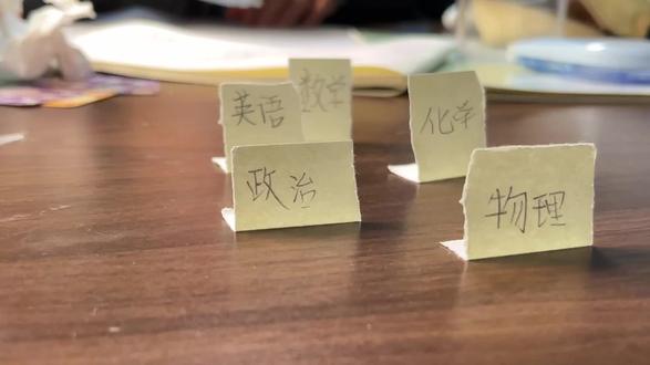 圆珠笔走秀舞#日常写作业