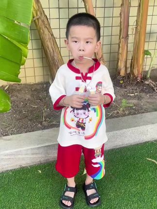 小朋友爱吃零食怎么办?推荐这款零蔗糖益生元奶棒