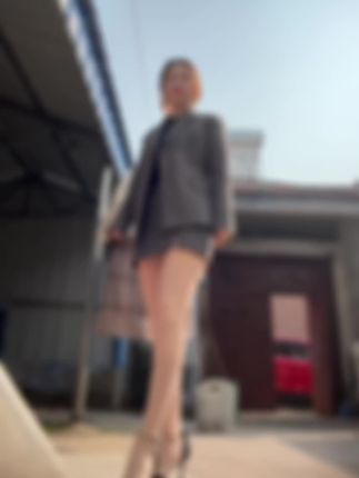 爱我的话,请爱我久一点…… #日常生活 #小短裙 #休闲穿搭