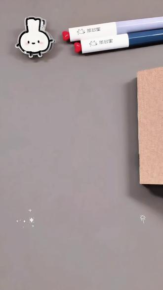 🎨二狗的小画报Day97/100
♥️一看就会画
❄️ 初雪的浪漫 在雪地里画只小猫
🖌️:慕多星小红心♥️丙烯马克笔
📒:轻听300g全棉中粗
参考@Oime_D
#丙烯马克笔 #画画 #绘画过程 #丙烯马克笔绘画 #零基础学画画