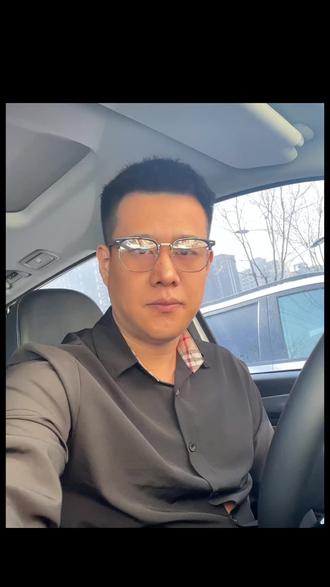追尾就是后车全责?错!这几种情况前车全责。 追尾不一定都是后车全责!如果前车恶意急刹车、压线变道、倒车,都是前车全责。#交通事故定责 #理赔技巧 #车主维权 #用车法律常识 #汽车理赔