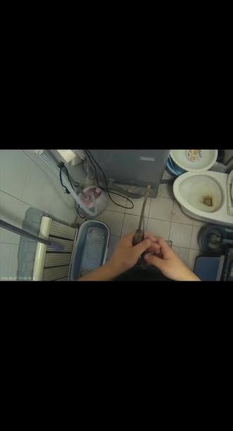 洗衣机狂晃?女生也能轻松换吊耳!更换洗衣机吊杆教程 洗衣机撞桶解决方案
#洗衣机维修 #自己修家电 #实用小技巧