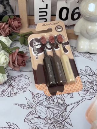 孩子的牙刷要定期更换,推荐这个碳金护龈刷丝儿童软毛牙刷 #儿童牙刷#软毛牙刷