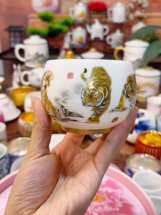 新款水墨彩五虎杯#茶生活 #陶瓷茶具 #高端瓷器 #主人杯