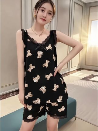 #我要上热门 爆款睡衣女夏季新款v领印花吊带短裤套装时尚年轻宽松大码家居服#面料柔软舒适 #睡衣家居服 #每日分享 #强烈推荐 @DOU+小助手 @巨量千川 @抖音热点