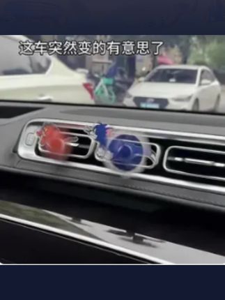这个好适合当空调出风口摆件啊……#玩个很新的东西 #猫和老鼠 #车载摆件