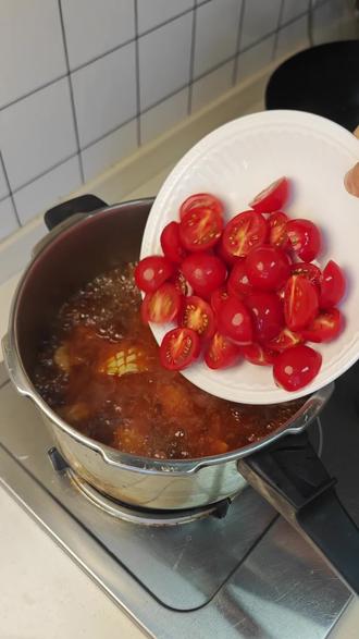 好吃程度没法形容❗❗❗
#妈呀太香了
#番茄鲍鱼炖牛腩
#美食
#舌尖上的美食
#下饭菜