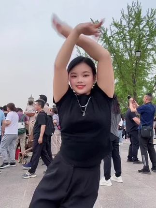 #蛇舞挑战,猜我属什么