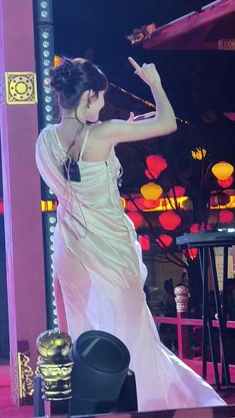 #井迪 #随舞 #向全世界安利 飒姐来的!咱姐的小舞蹈也是让我看上了!就是这个蠢事老让我干 第一个小舞蹈没播开始键!!