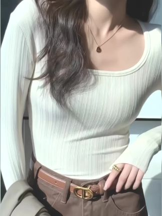 U领长袖t恤女春秋新款薄款内搭外穿螺纹低领百搭修身薄款上衣 #热门 #修身显瘦 #百搭长袖t恤 #减龄穿搭 #时尚休闲女装 U领长袖t恤女春秋新款薄款内搭外穿螺纹低领百搭修身薄款上衣潮